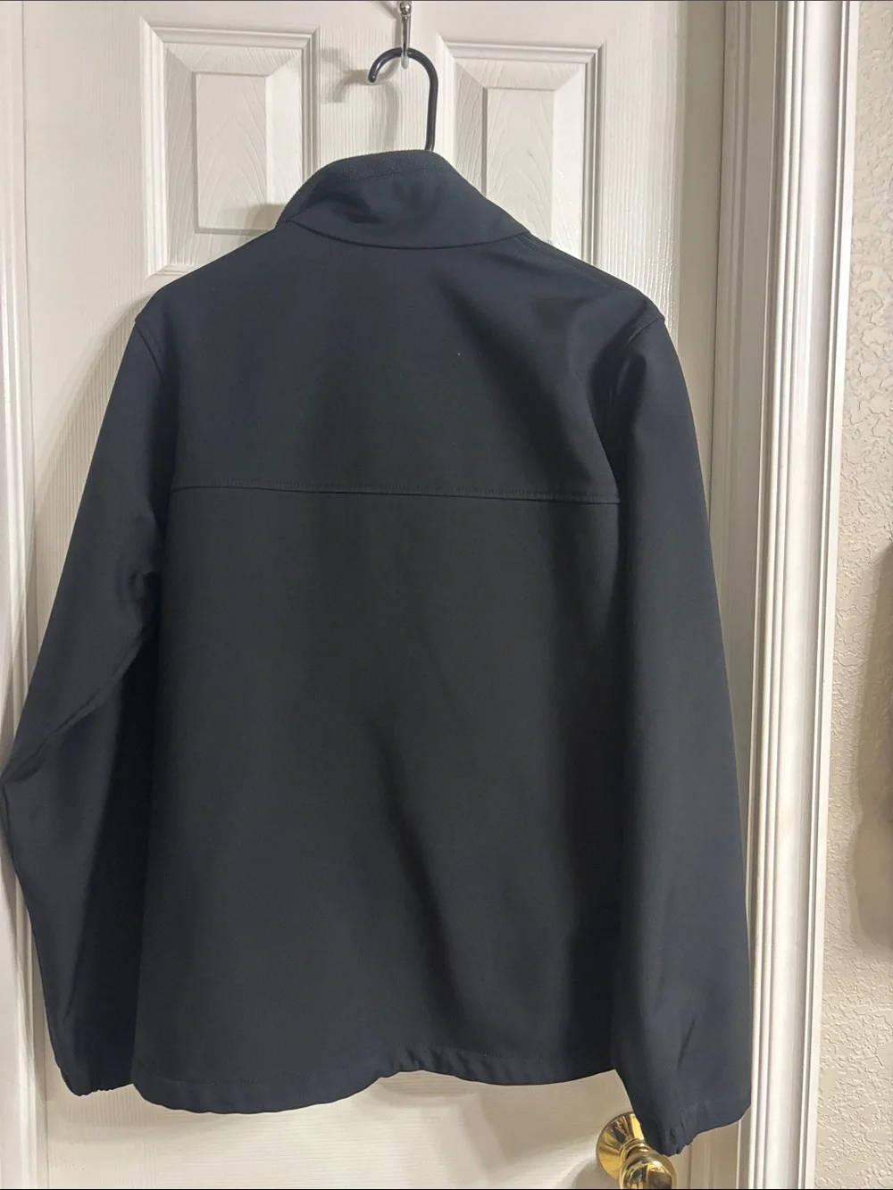 Columbia Men's Black Zip-Front Softshell Jacket